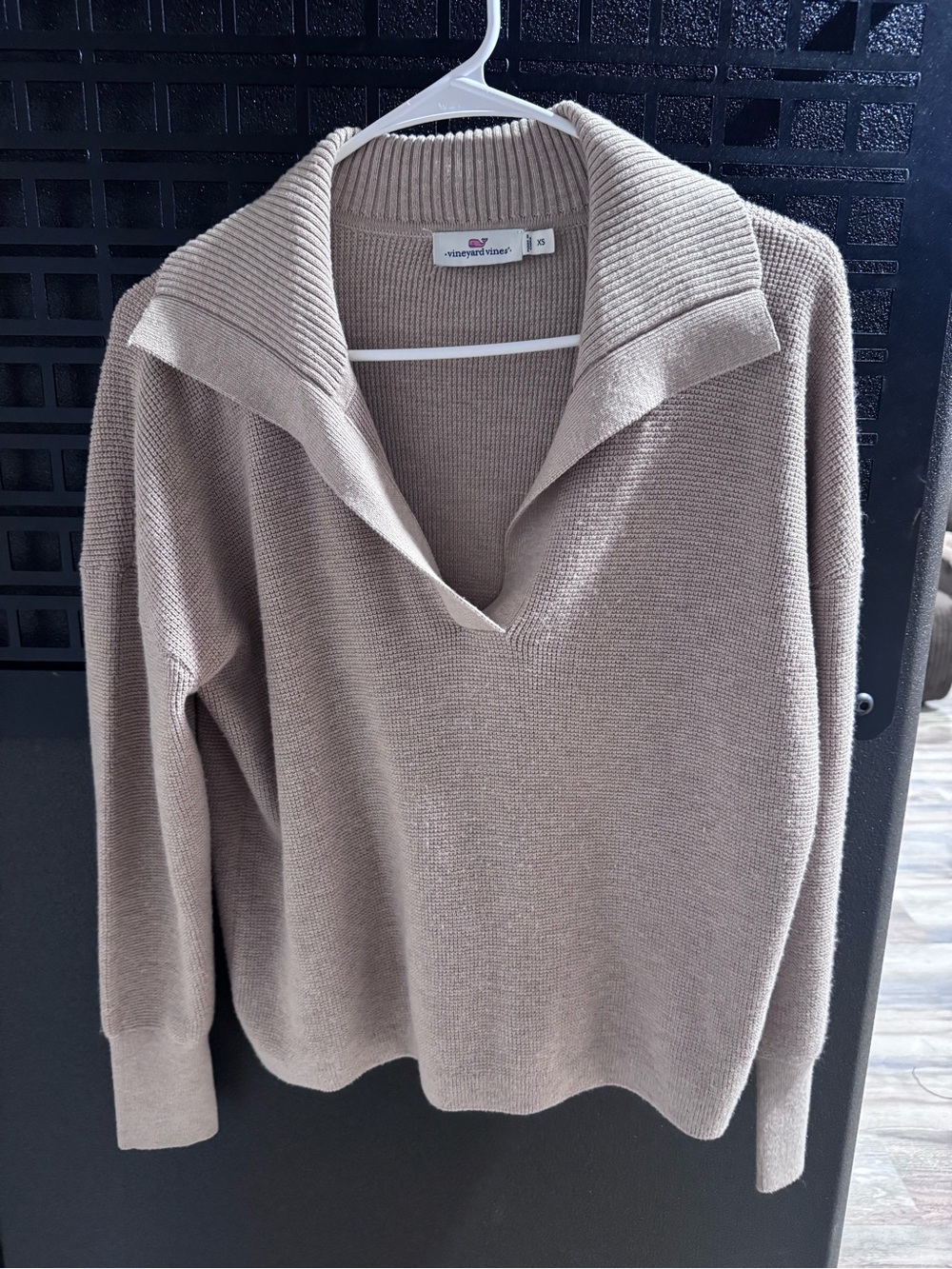 Vineyard Vines Women's Taupe Collared V-Neck Sweater